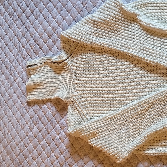 H&M | Knitted Sweater - Picture 2 of 7